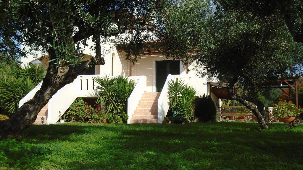 Tompras Village Ferienhaus