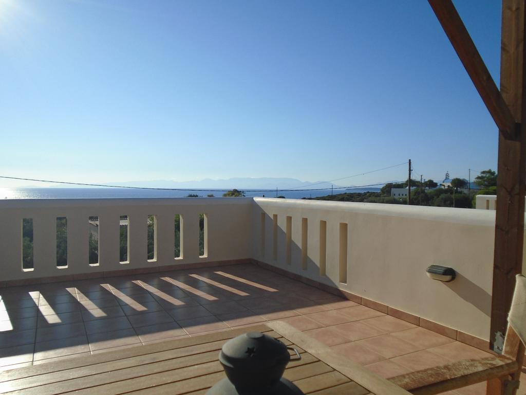 Tompras Village Ferienhaus *