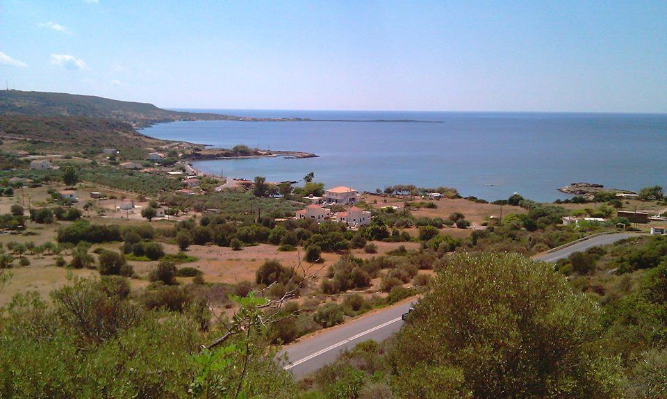 Tompras Village Paralia Demonias