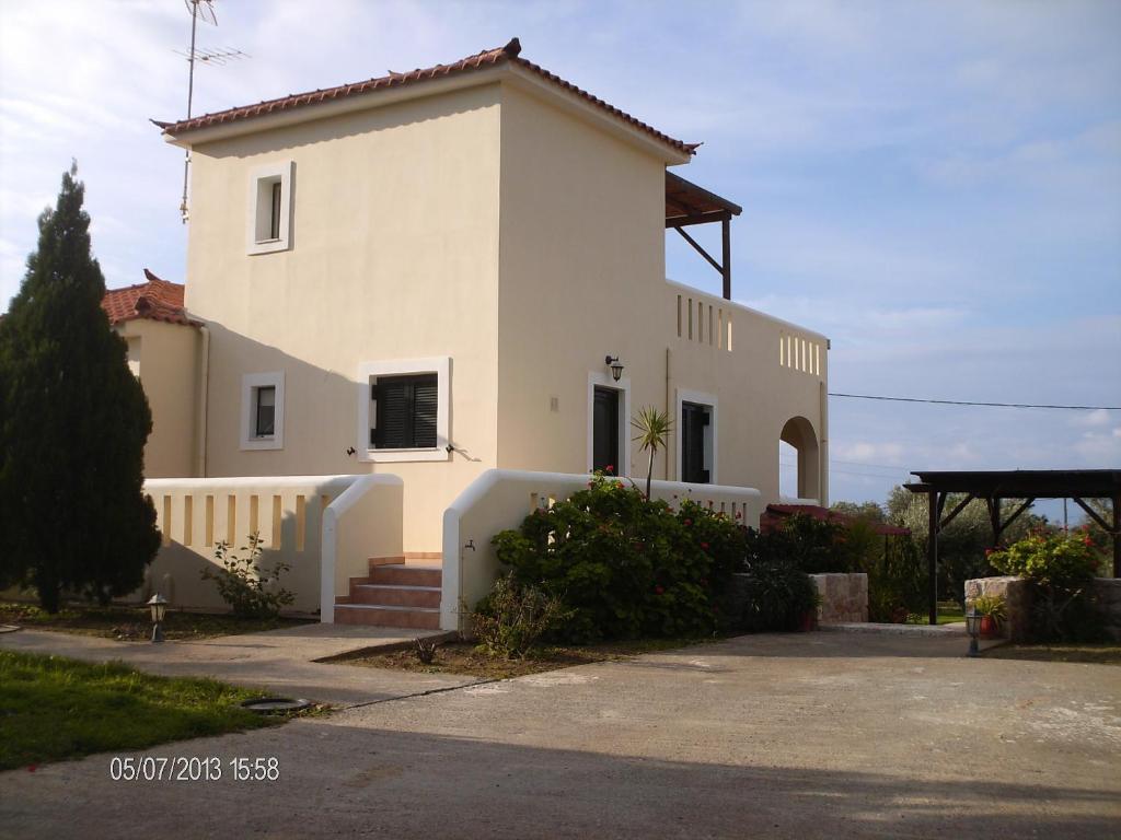 Tompras Village Ferienhaus Paralia Demonias