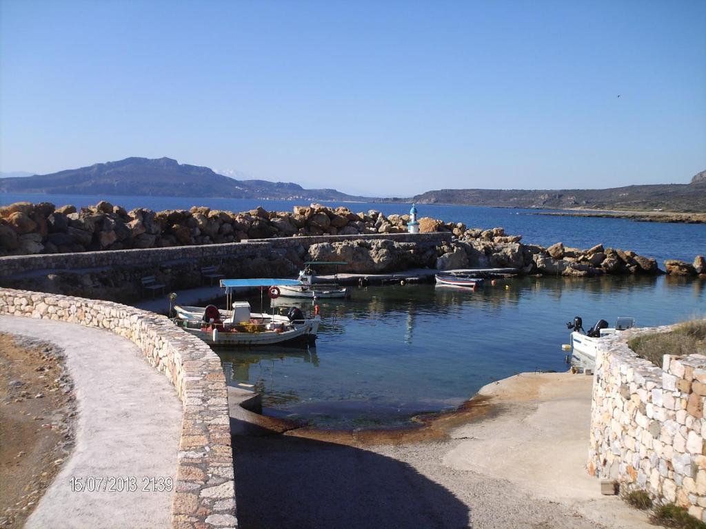 Tompras Village Ferienhaus Paralia Demonias